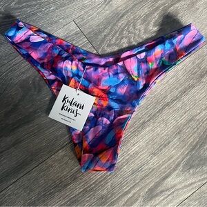 Kulani Kinis bikini